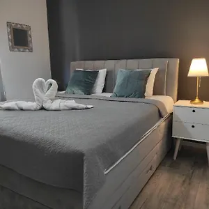 Bucica Dvori Apartament